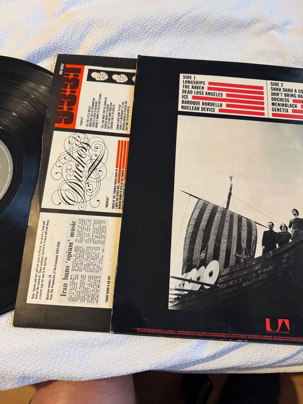 Dischi in vinile: THE STRANGLERS--THE RAVEN – Usato da Delémont venduto da pinguino6 4