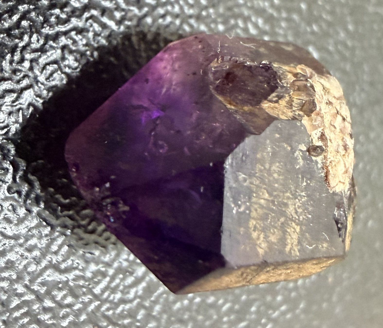 Mineralien & Heilsteine: Amethist, Namibia (4b50) – Neu (gemäss Beschreibung) aus Muri b. Bern von Gemmes 1