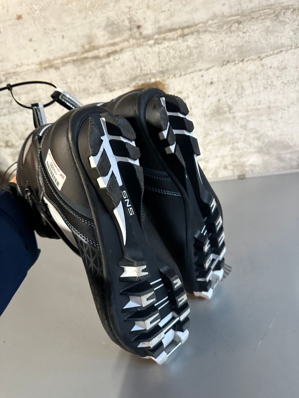 Salomon Scarpe da uomo: Salomon Langlaufschuhe SNS 46.5 – Usato da Emmenbrücke venduto da karkarkar 3