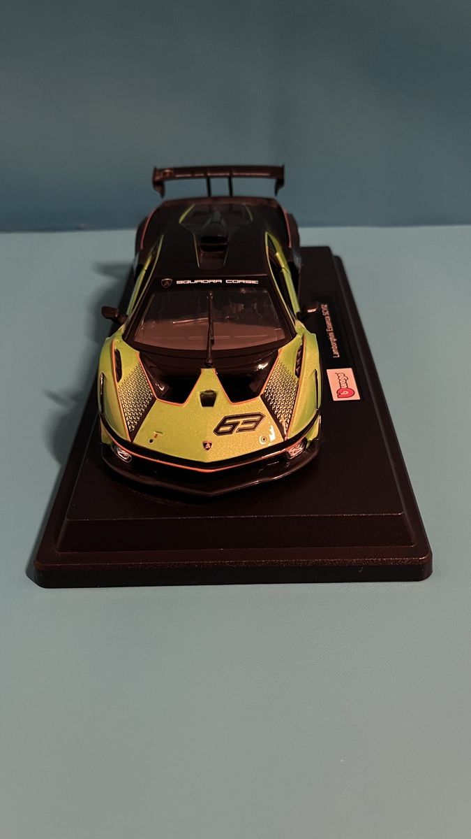 Lamborghini Modellini d'auto: Modellauto Lamborghini Essenza SCV12 – Usato da Winterthur venduto da Strubina 3