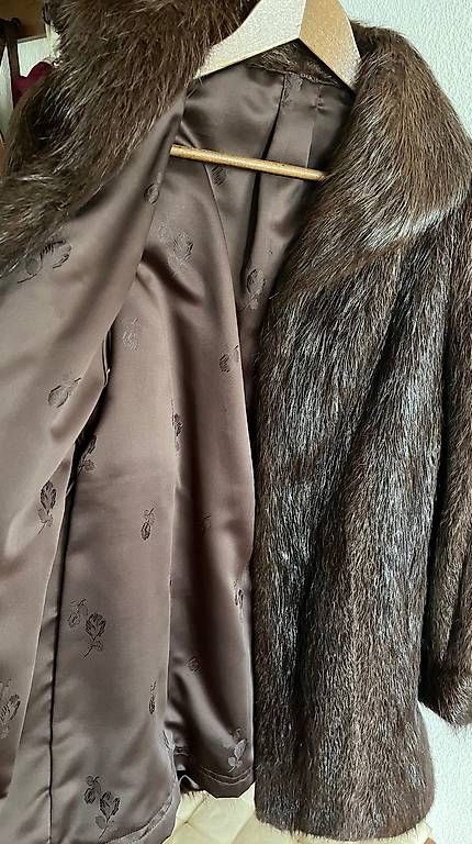 Giacche: Veste courte en fourrure taille 38 – Nuovo (secondo la descrizione) da Renens VD venduto da ele_dkq8 2