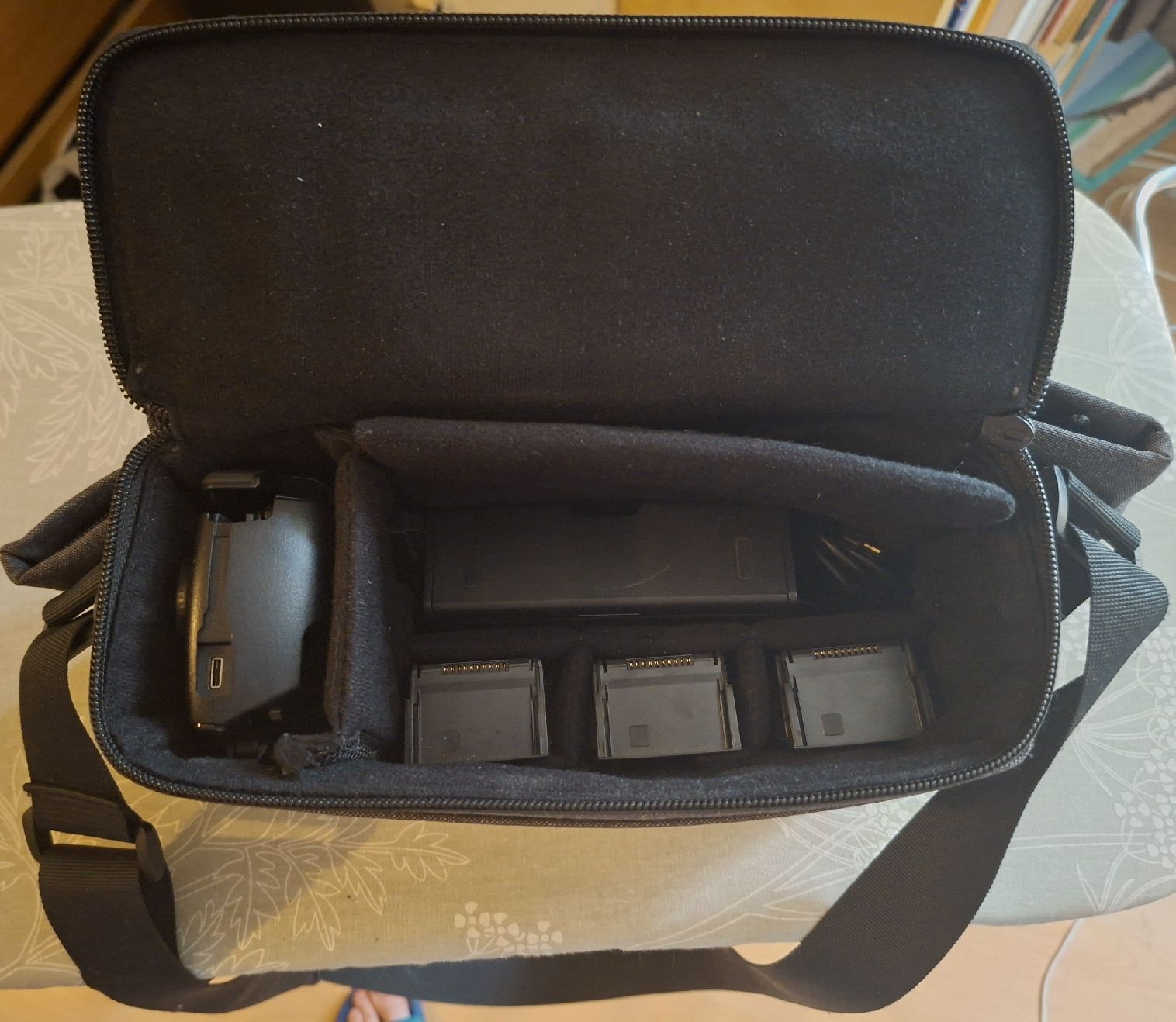 DJI RC Kits de montage: Drone DJI MAVIC AIR avec 4 batterie – D'occasion à Tavannes par Yann333 2