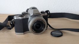 Olympus OM-D E-M10 inkl. 14-42mm Objektiv und FishEye Lens