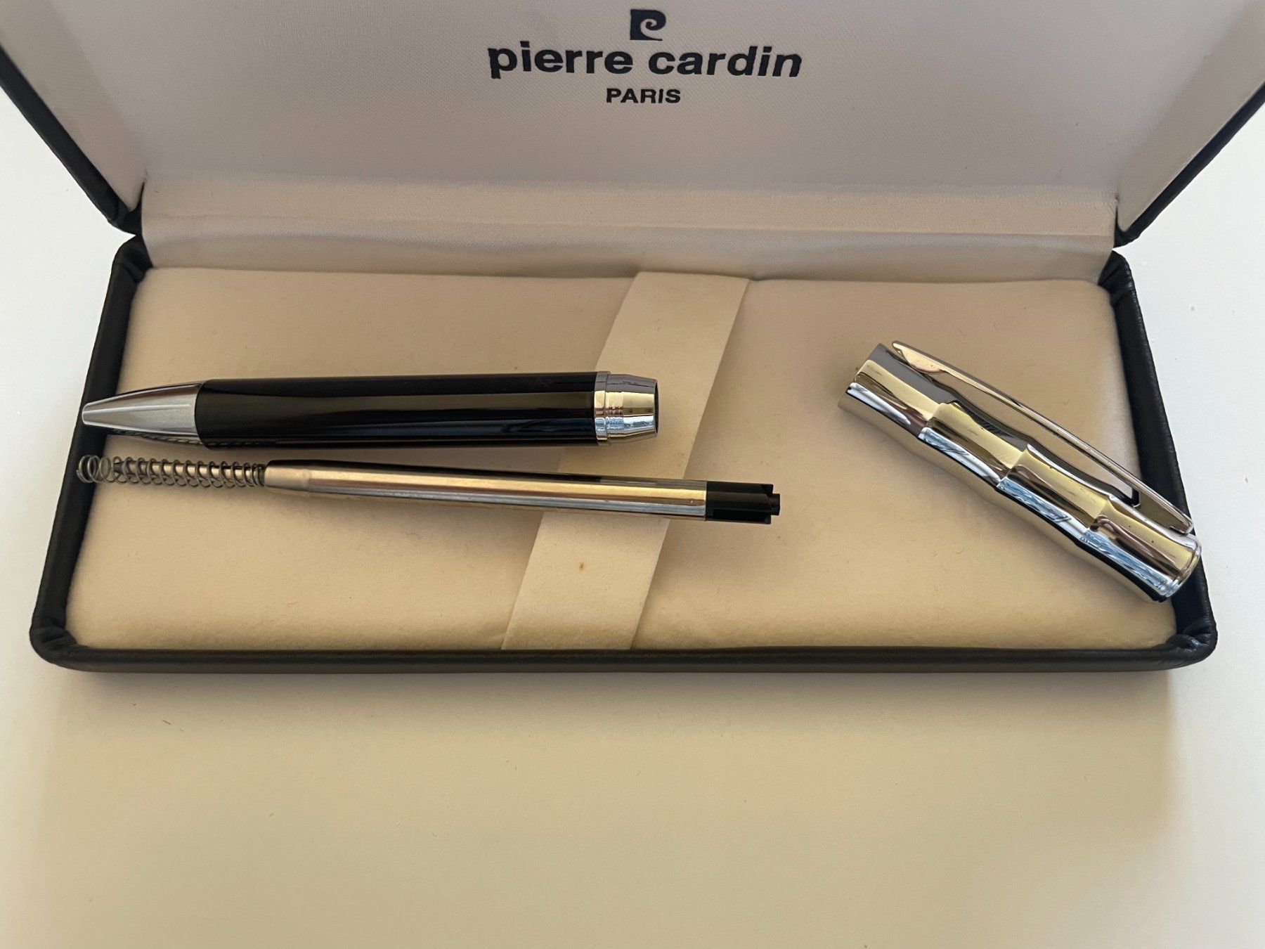 Pierre Cardin Penna & Evidenziatori: Stylo à bille Pierre Cardin – Usato da Villeneuve VD venduto da vin_7zm6 3