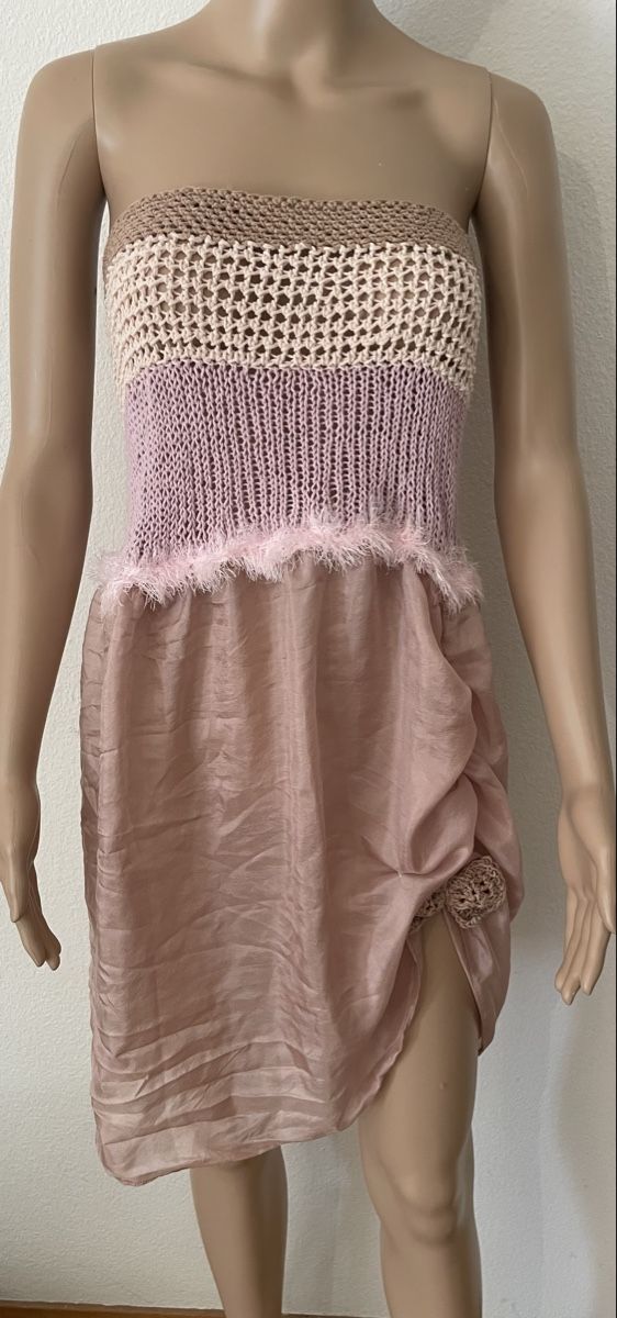 Vestiti: Kleid leicht,  Strick gerafft rosa Grösse  38 – Nuovo e nell'imballaggio originale da Au ZH venduto da Jaggy4
