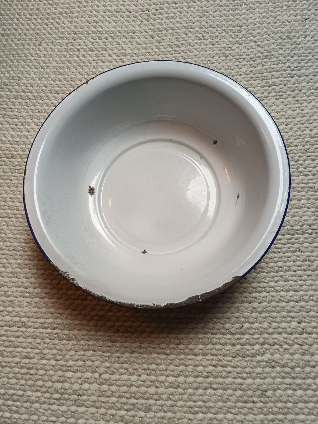 Ciotole: Vintage Emaille Schüssel, Durchmesser 36cm – Usato da Winterthur venduto da Schellinator