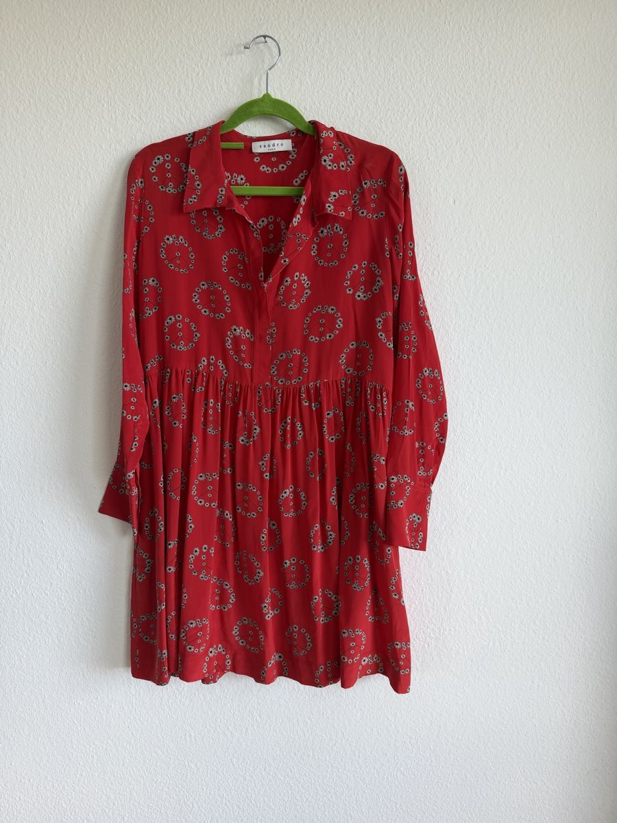 Sandro Vestiti: Robe en soie Sandro, taille 2 – Usato da Cressier FR venduto da Kvito4ka 1