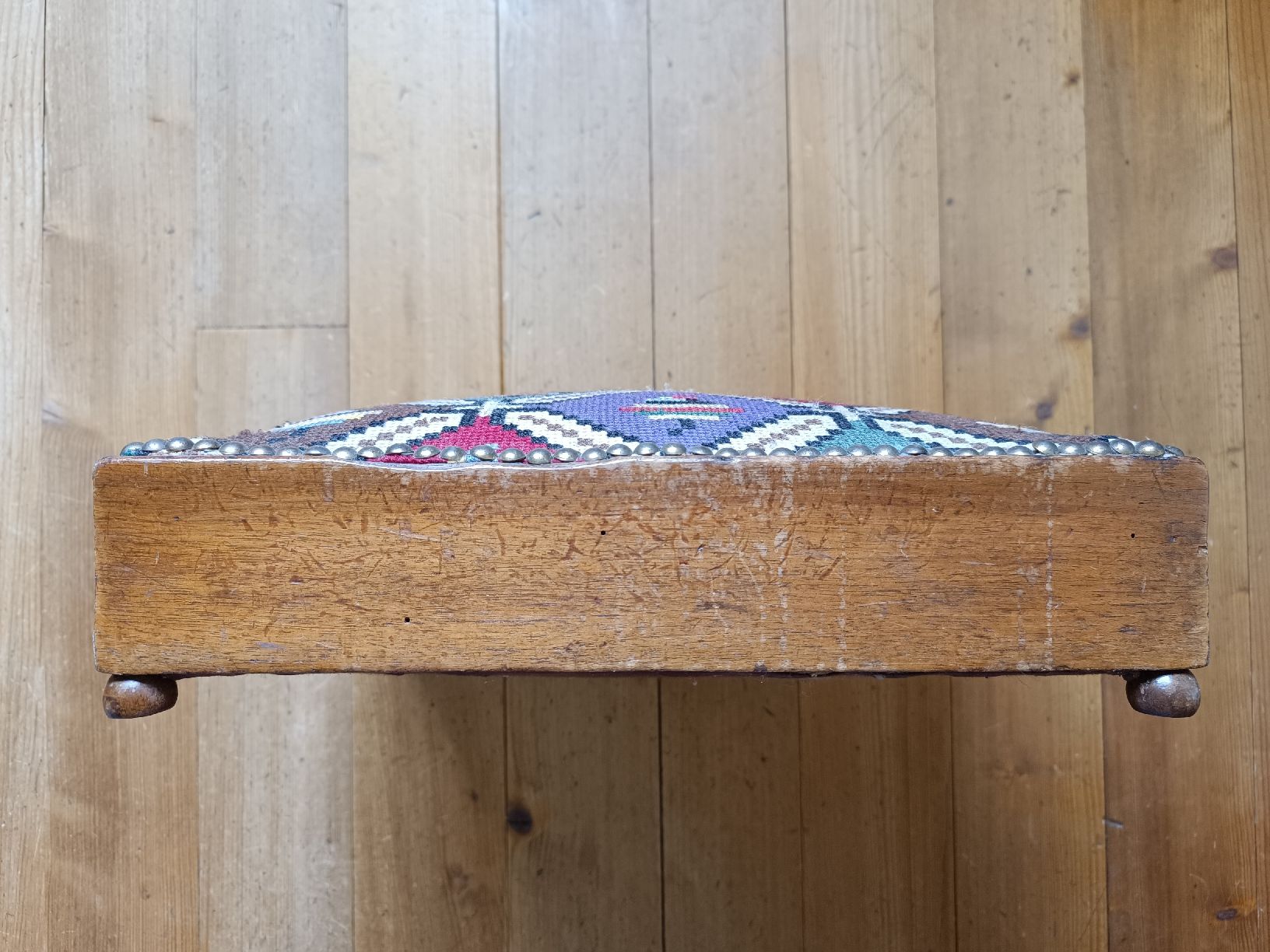 Hocker: Repose-pieds ancien – Gebraucht aus Cossonay-Ville von Aryann34 3
