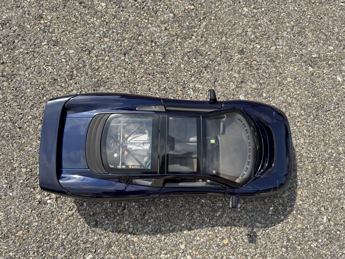 Maisto Modellini d'auto: Jaguar XJ220 1:12 – Usato da Weinfelden venduto da Sagun 5