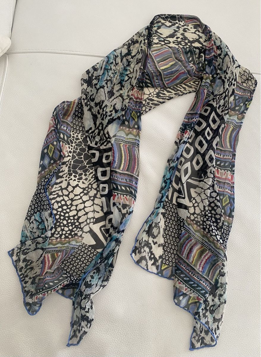 Foulard & Sciarpe: Seiden Schal 🌸 – Usato da Opfikon venduto da Luis144