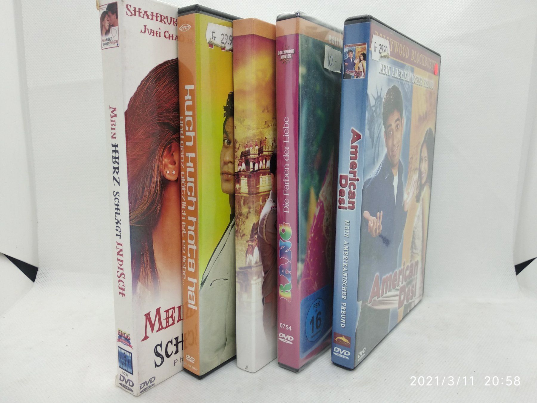 Tutti i DVDs: BOLLYWOOD - 5 für 10.- – Usato da Goldach venduto da Gipo