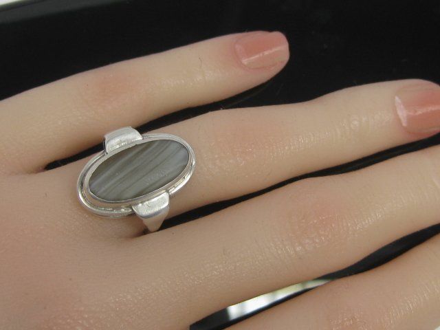 Anelli: Antik Ring Silber 800 / gestreifter Stein / 4 g / Gr. 55 – Usato da Ermatingen venduto da Decovin 3