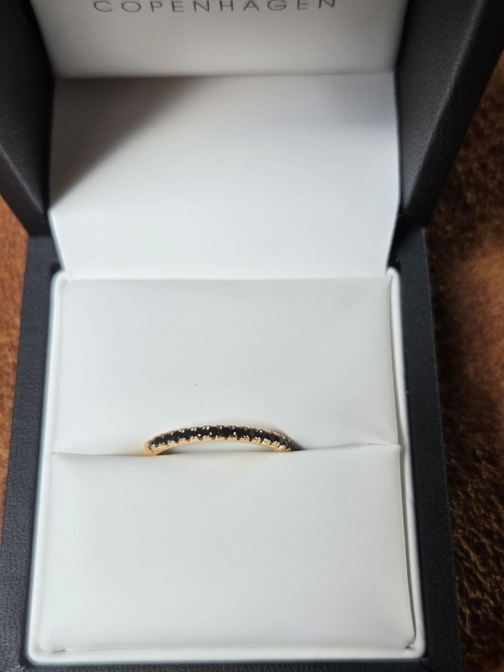 Anelli: Ring Silber 925 -goldfarbig mit schwarzen Steinen SIF Jakobs – Usato da Grosshöchstetten venduto da Dirue 3