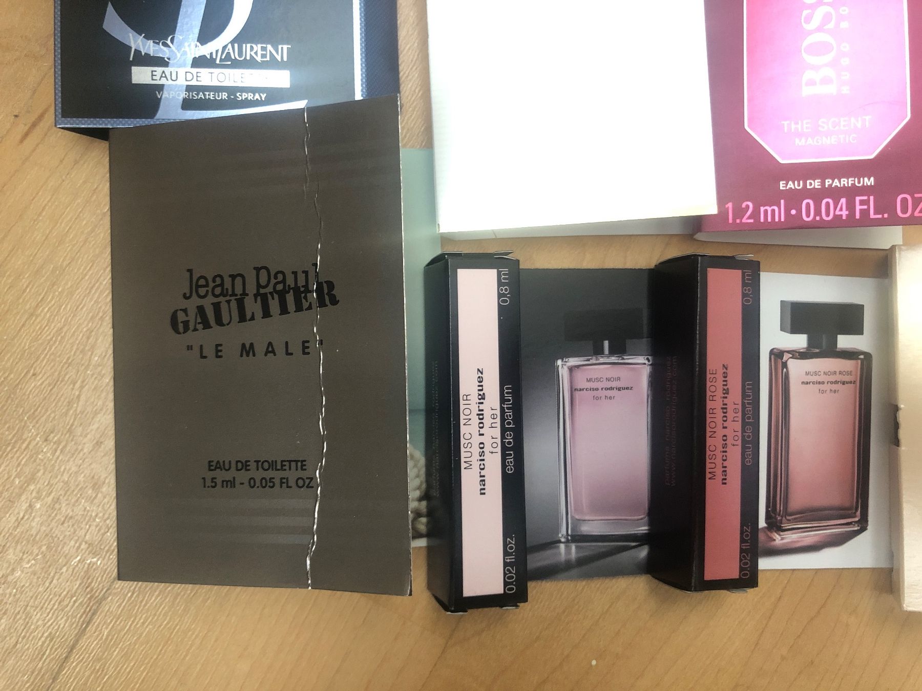 Profumi & Eau de Toilette: 15 Parfumproben diverse Marken im set – Nuovo (secondo la descrizione) da Olten venduto da eti_r289 4
