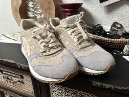 Asics Gel  Damen Schuhe Grösse 39.5 beige
