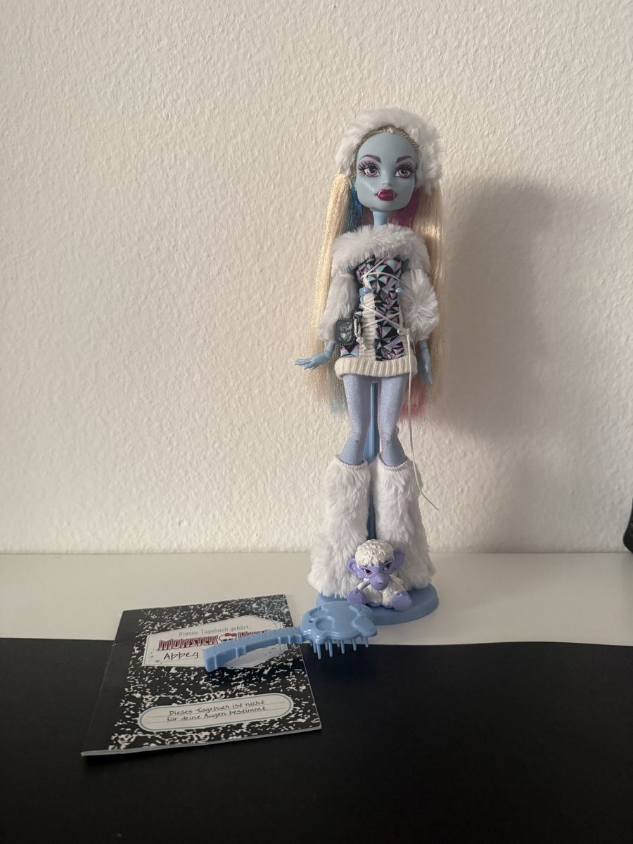 Puppen: Monster High Abbey Bominable – Gebraucht aus Altstätten SG von hsc_7wn6