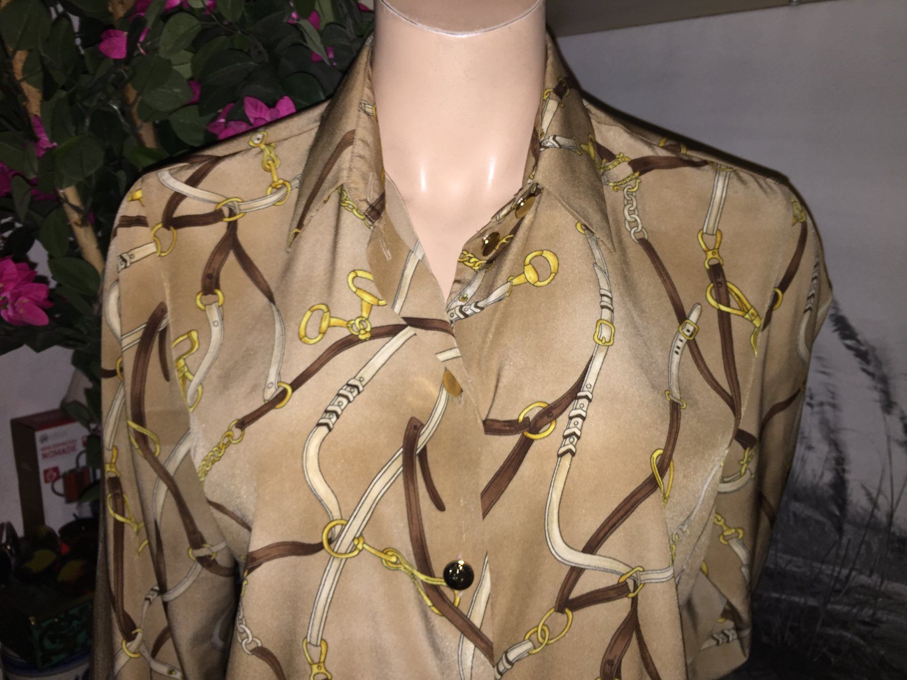 Madeleine Blusen: Chemisier/Bluse MADELEINE    Taille/Grosse 38 CH – Gebraucht aus Cossonay-ville von Super-Price-Quality 1