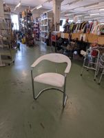 Freischwinger Stuhl,Chrom mit weissem Lederbezug, Vintage