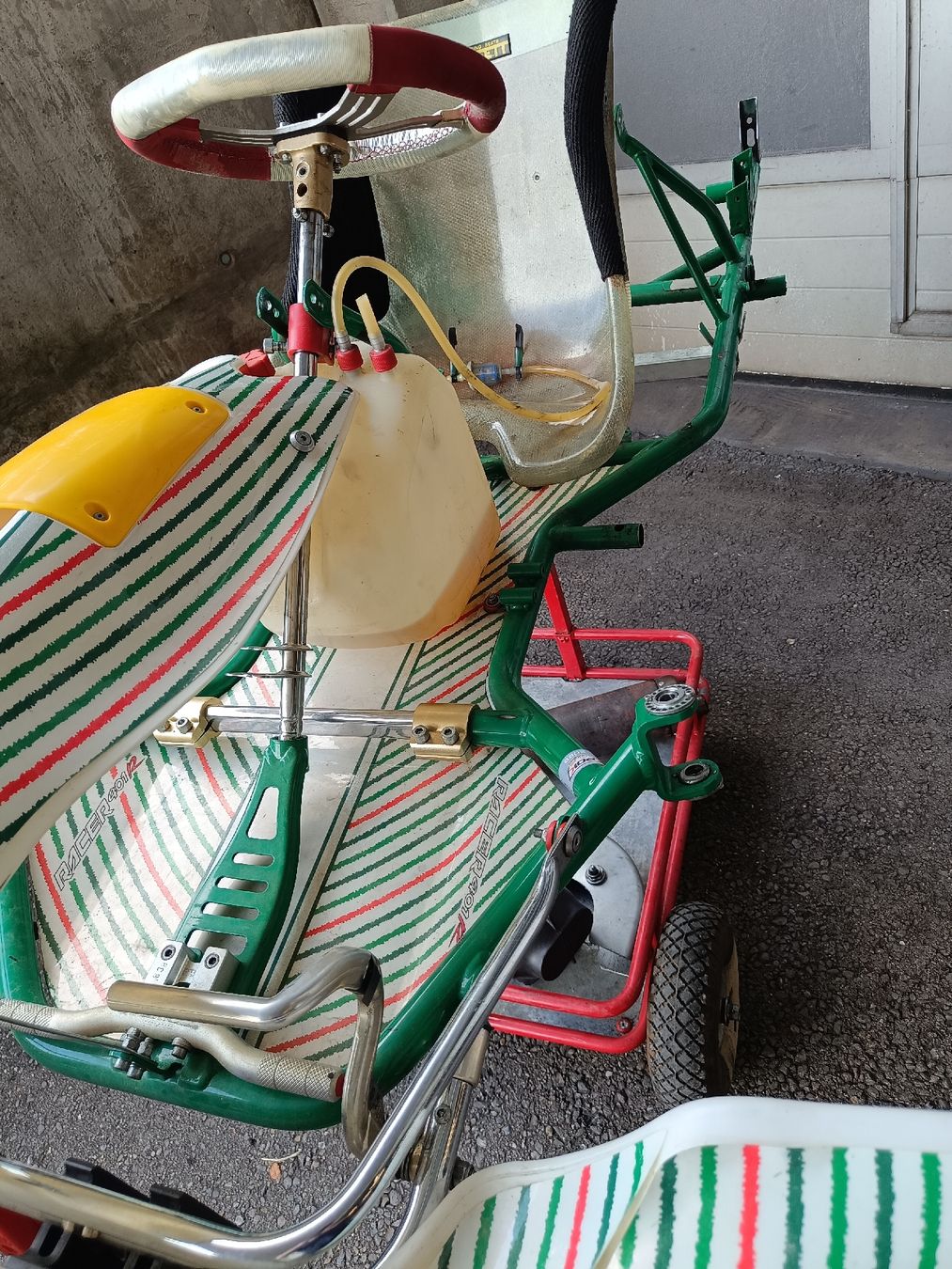 Karts: Toni Kart Chassis mit Zubehör  – Gebraucht aus Gommiswald von Cartar 1