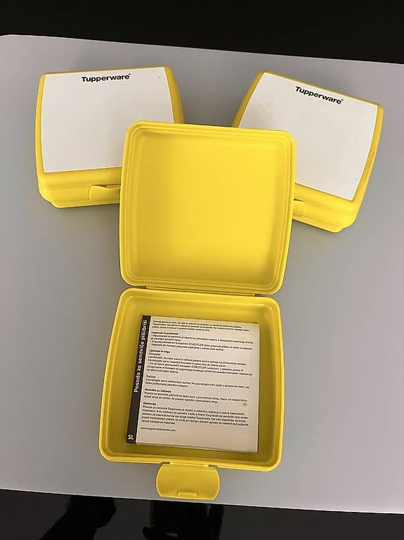 Contenitori & Simili: Tupperware Znüniboxen – Usato da Lyss venduto da sab_d2dv
