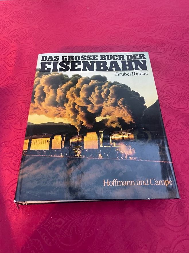 Libri: Das grosse Buch der Eisenbach - Grube/Richter Hoffmann u Cam – Usato da Bergdietikon venduto da Book-4-you_2nd