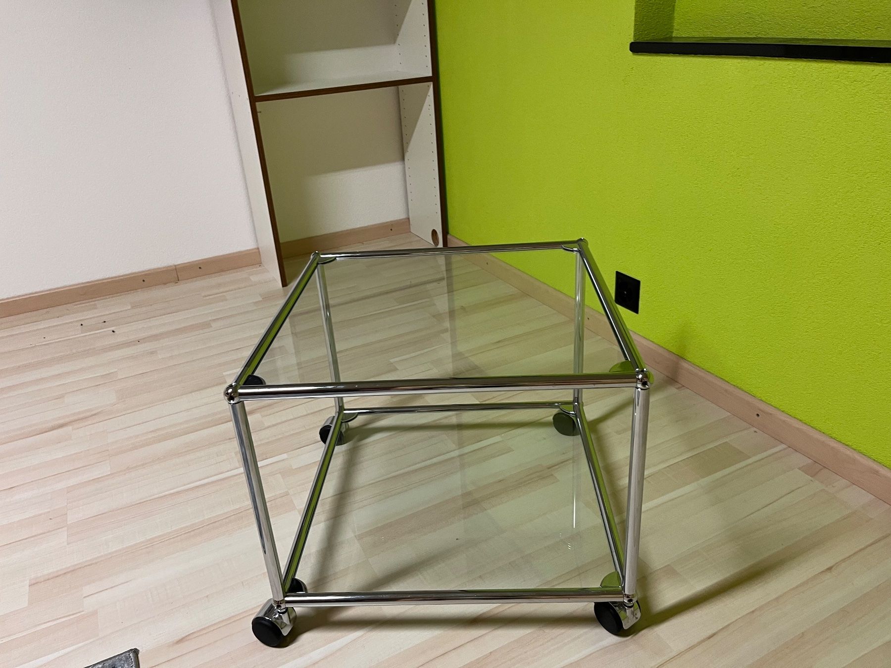 USM Tavoli: USM Tisch Salontisch Rolltisch – Usato da Leuzigen venduto da Baspi0 2