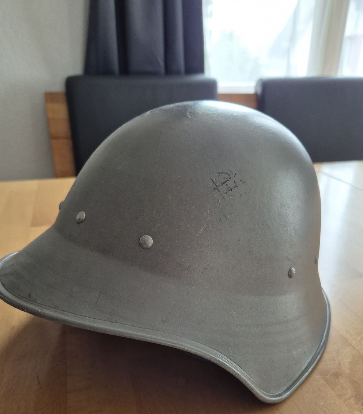 Uniformen & Effekten: Armeehelm – Gebraucht aus Vilters von Fleiflomi 1