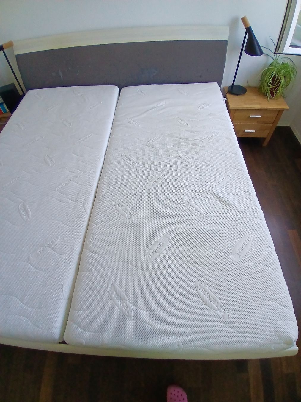 Lits: Bed Frame with Mattress, Vito, Double, Grey Fabric, Used – D'occasion à Dübendorf par rol_fm6d 1