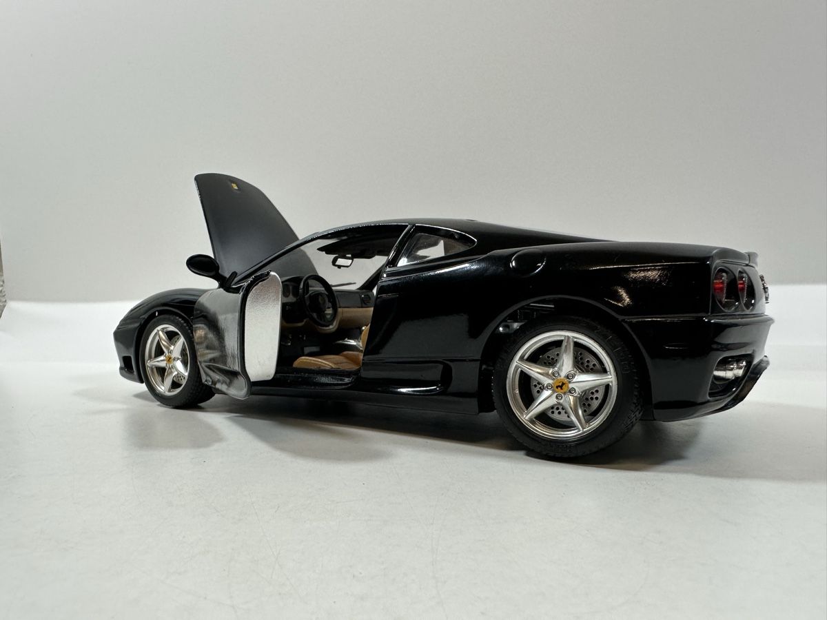 Bburago Modellini d'auto: Ferrari 360 Modena 1:18, schwarz, BBURAGO – Usato da Zofingen venduto da rf9_x2xt 7