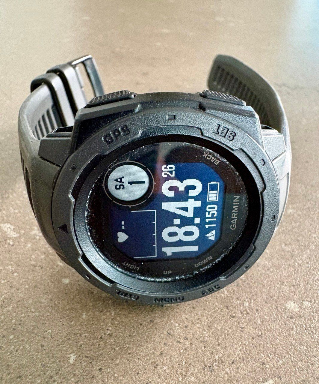 Garmin Smartwatch: Garmin Instinct (Generation 1) – Usato da Uetikon am See venduto da Buylowsellhigh