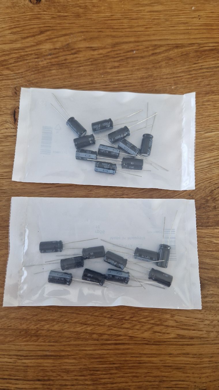 Elektronikbauteile: Kondensatoren – Neu und originalverpackt aus Rain von izgiouhgb 2