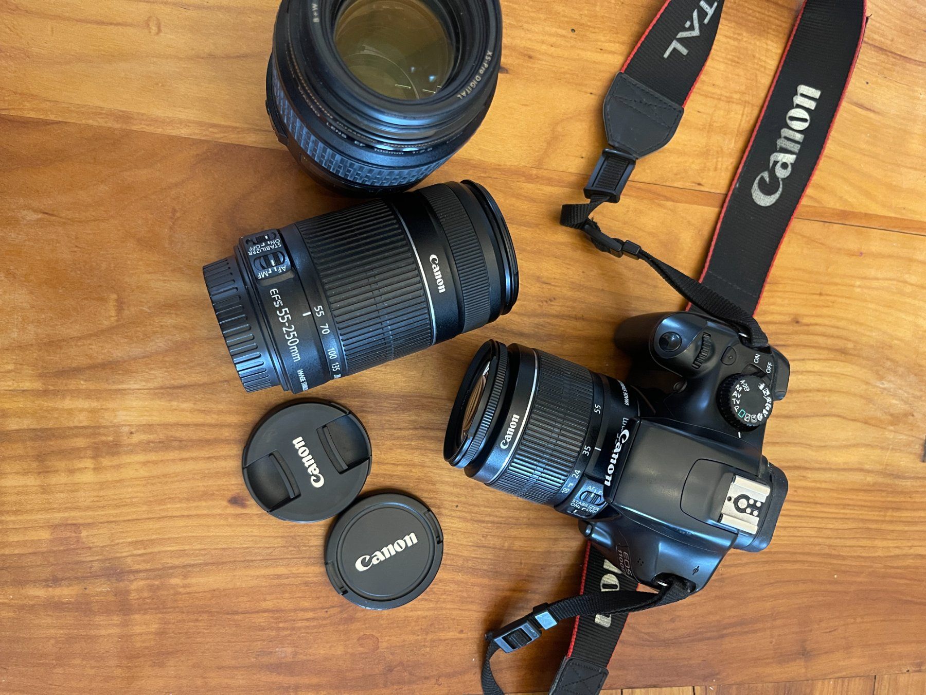 Canon Kamera: CANON EOS 1100D SET + 2 OBJEKTIVE + MACRO + ZUBEHÖR – Gebraucht aus Siblingen von Woltersdorf50 6