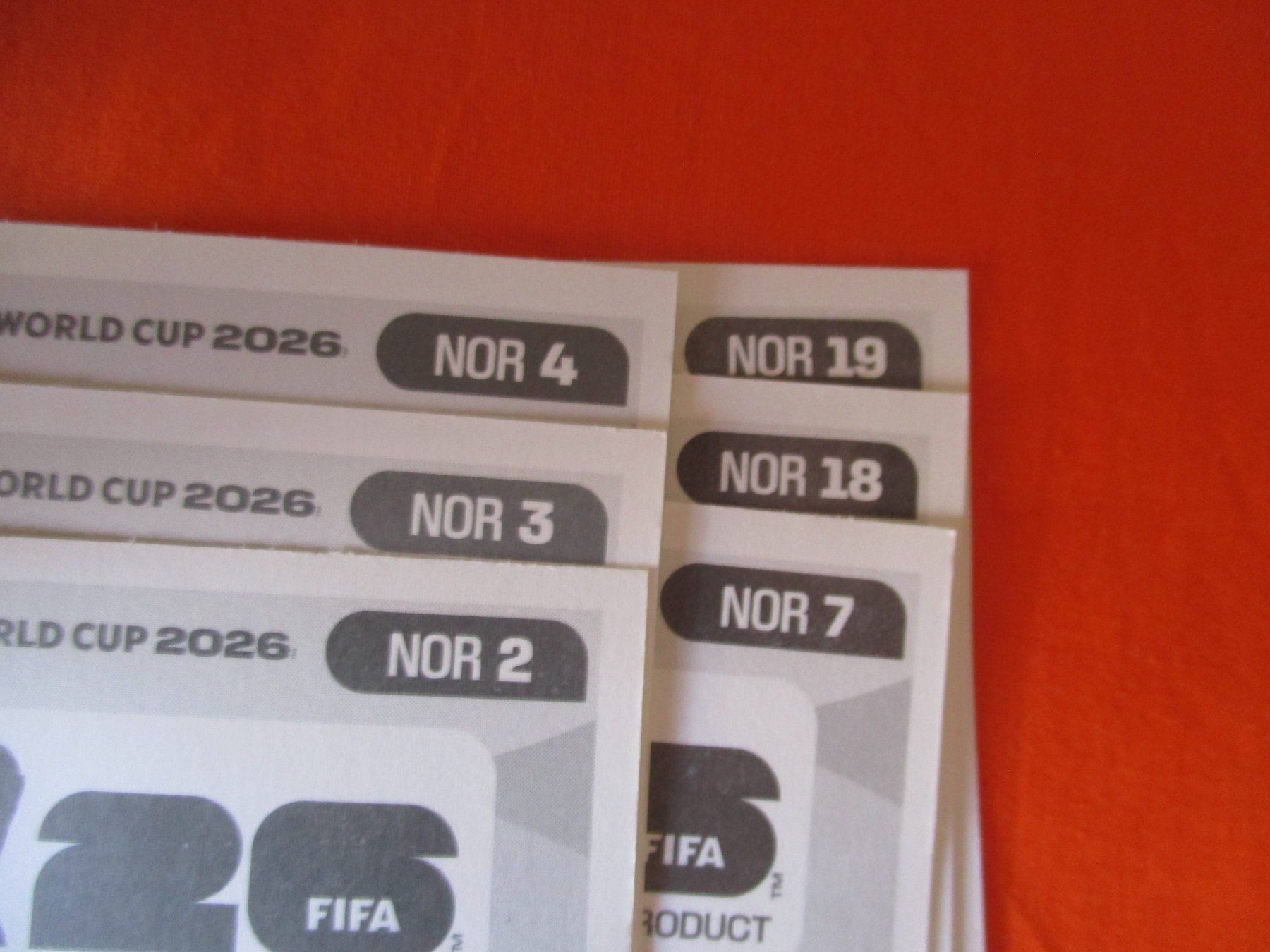 Panini Carte collezionabili: Panini WM 2026, NOR 2, 3, 4, 7, 18, 19 – Usato da Birsfelden venduto da alles-muss-raus 1