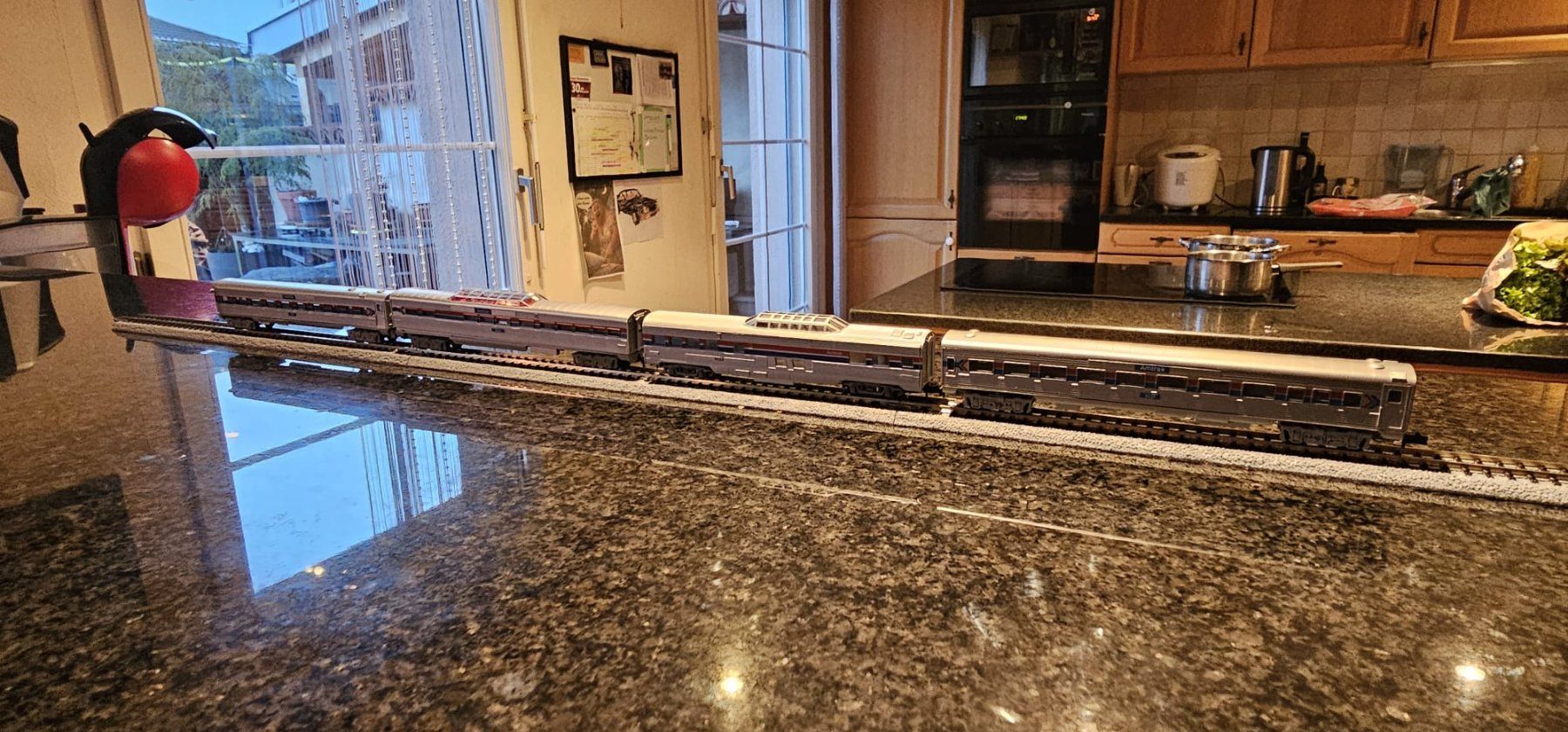 Modellini di ferrovie: Amtrak Personenwagen Set Spur N – Usato da algetshausen venduto da Jactrebo 2