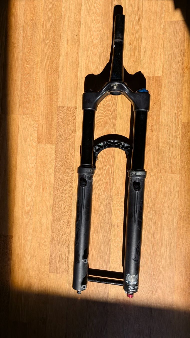 Fox Ersatzteile: FOX 36 Performance GRIP 29 Boost 150mm 180mm Schaft | MTB – Gebraucht aus Buchs ZH von rom_ycv2 2