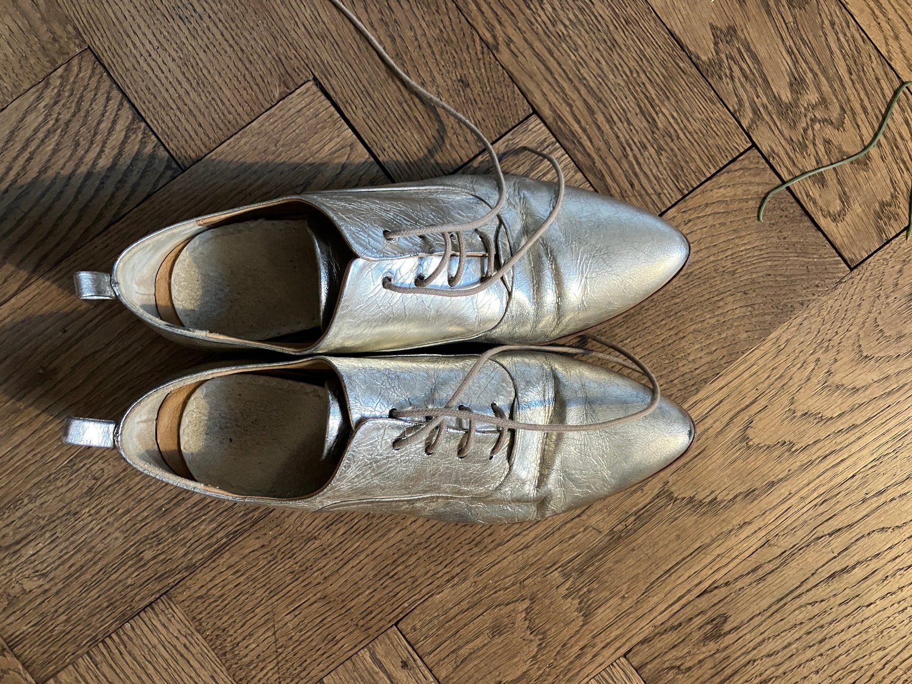 Damenschuhe: P. Monio Goldschuhe Leder Gr 41 – Gebraucht aus Basel von Gwendolin0 1