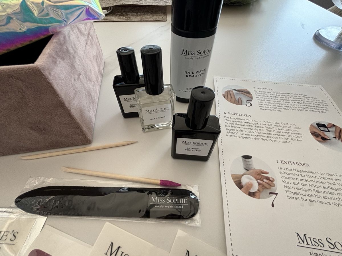 Unghie finte: Miss Sophie Set – Usato da Egnach venduto da mameh 3