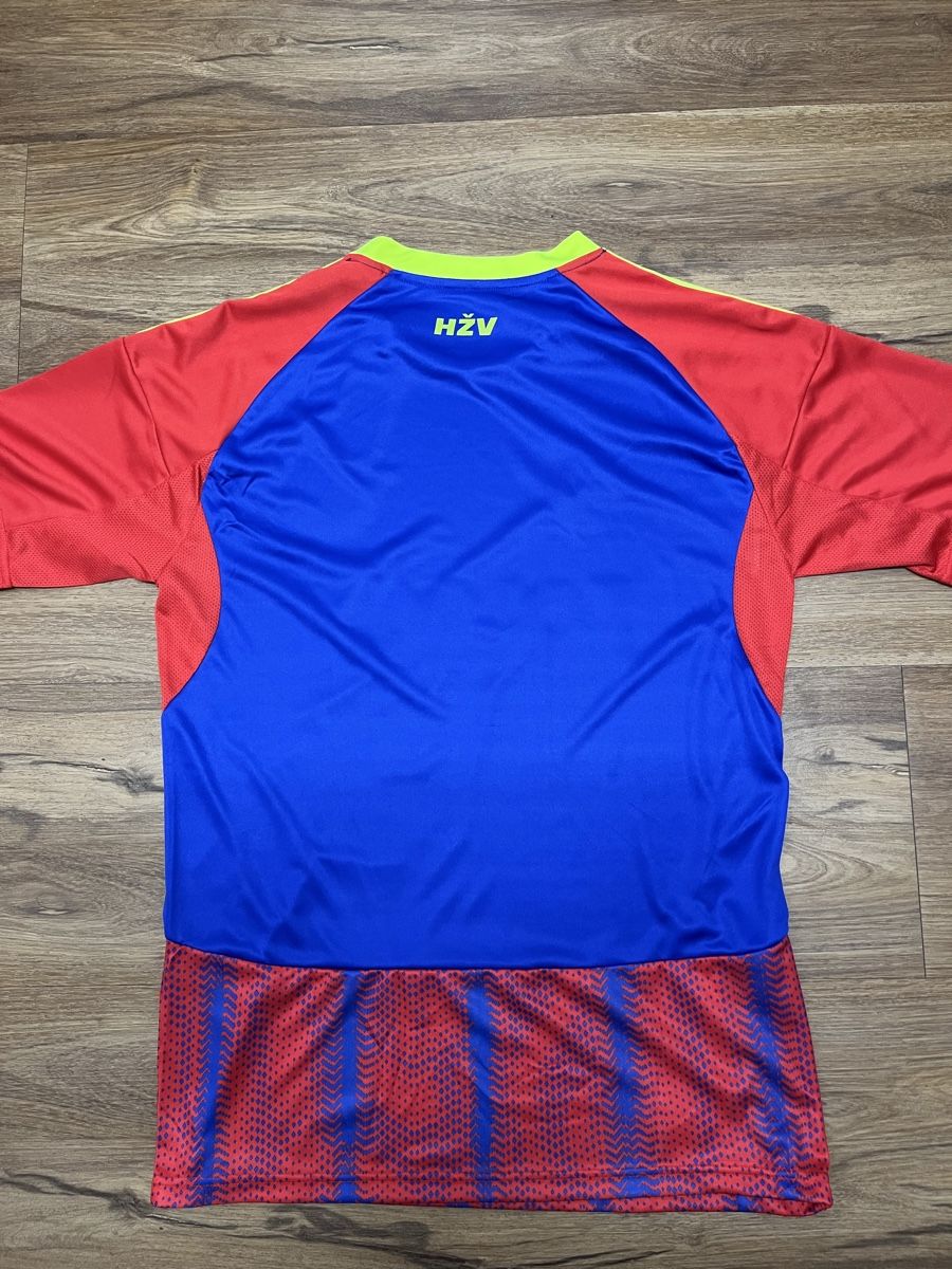 Adidas Canottiere & Pantaloni: Hajduk Split Trikot 25/26 away – Usato da Sursee venduto da dok_bz9b 2