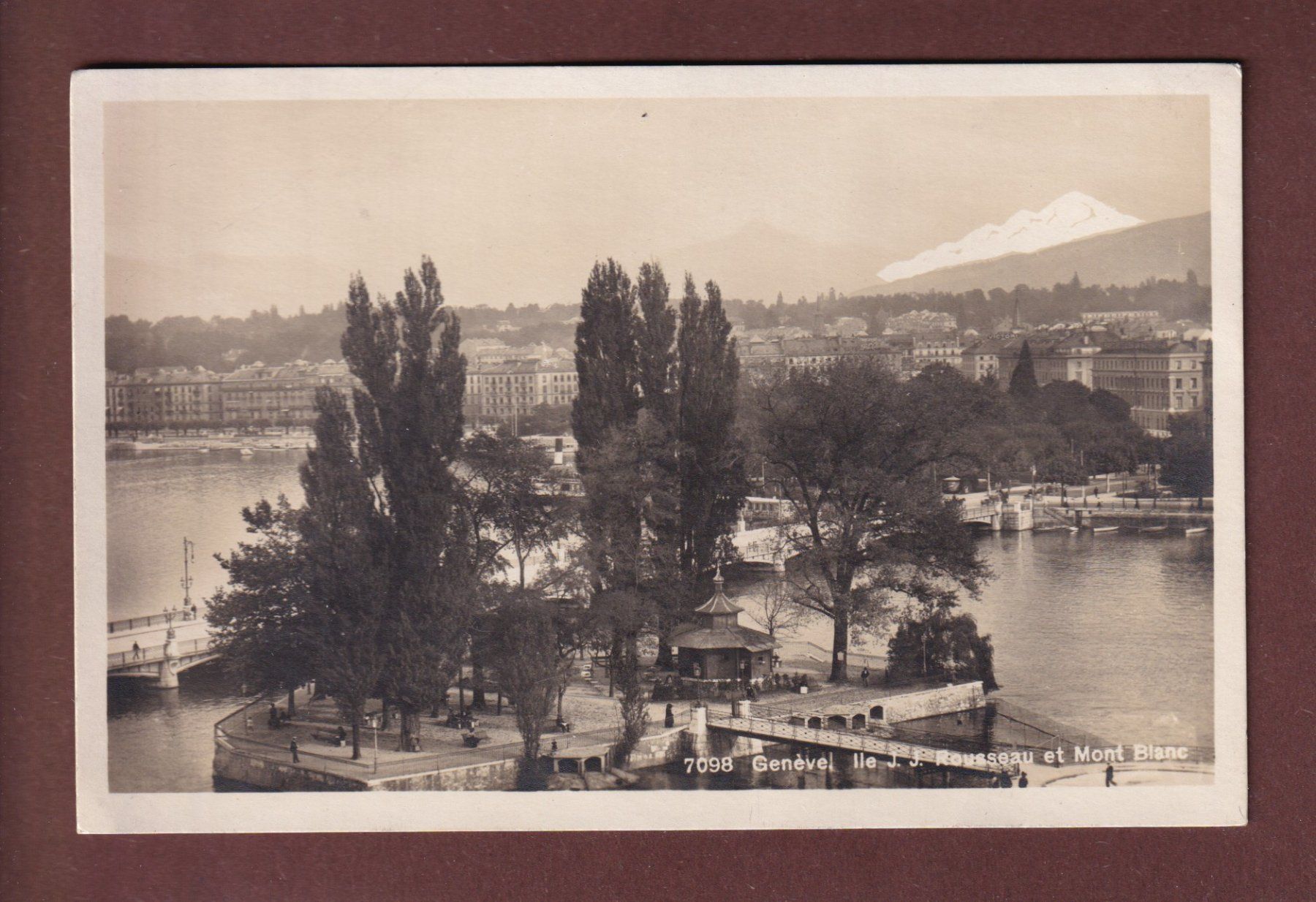 Cartoline postali: GENEVE - Île Rousseau – Usato da Pully venduto da nicecards-shop