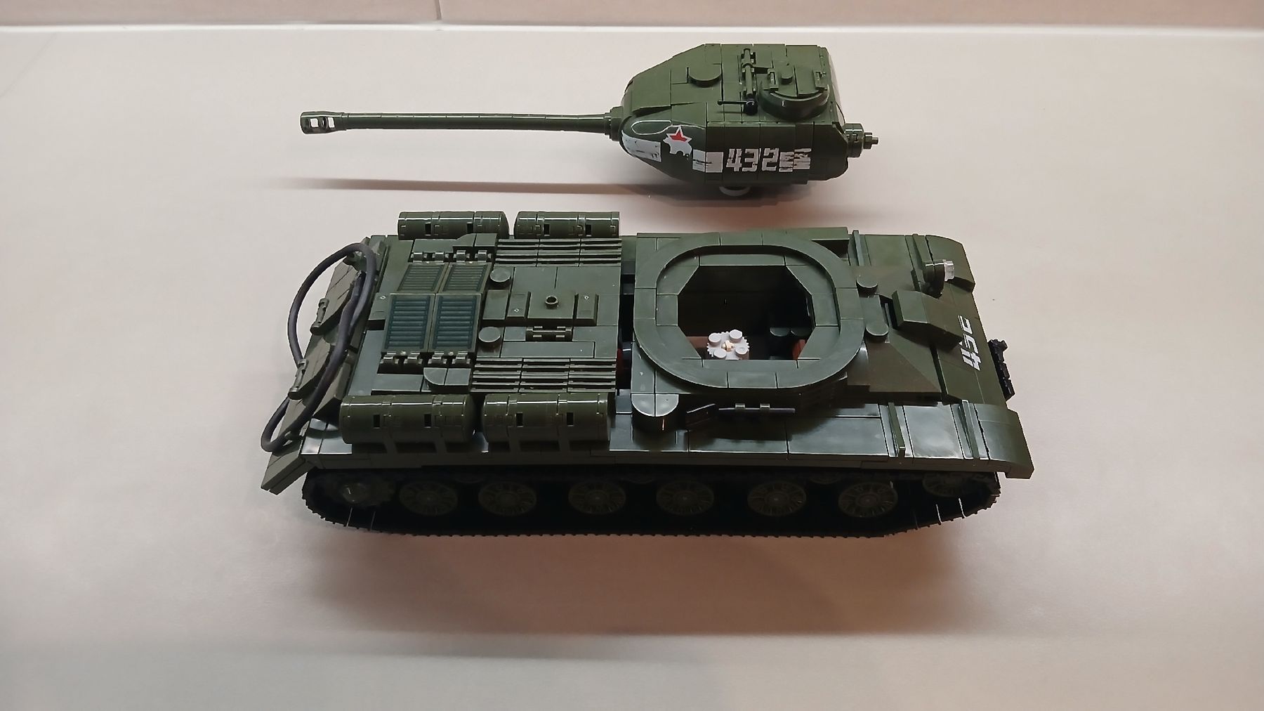 Lego Baukästen: Brick tip Lego char d'assaut  – Gebraucht aus Romainmôtier von PanPan 2