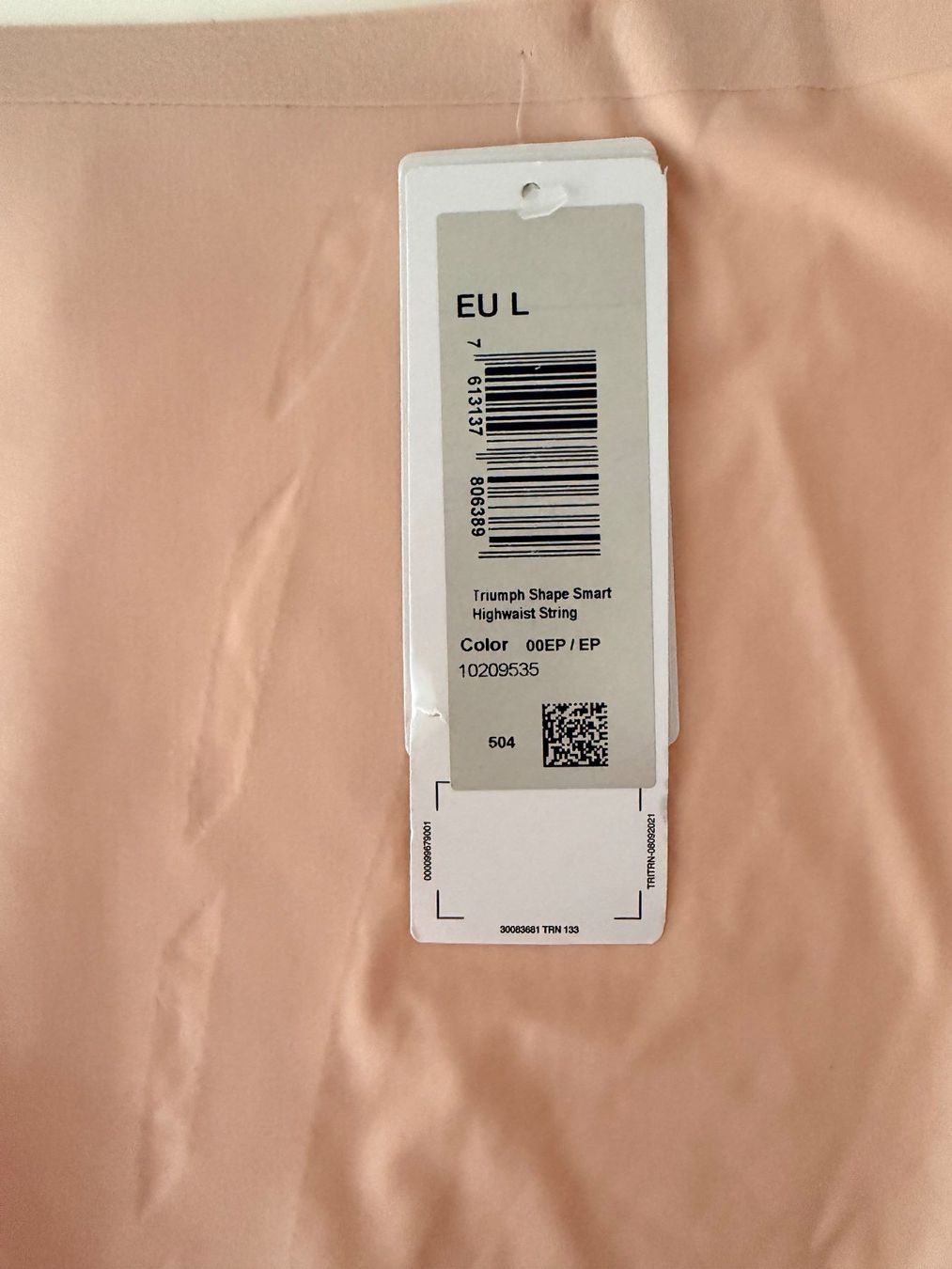 Triumph Sonstige Unterwäsche: TRIUMPH, Highwaist String SHAPE SMART, Grösse L, Farbe Nude – Neu und originalverpackt aus Rudolfstetten von gst_g7xl 1