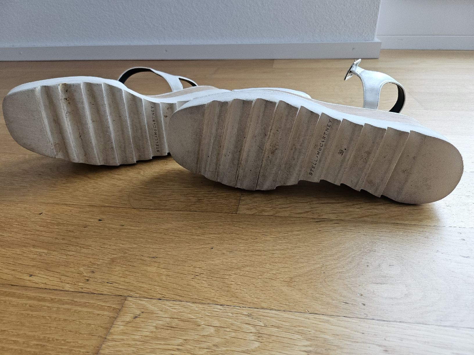 Stella McCartney Scarpe da donna: Stella McCartney sandal white 39 weiss – Usato da Männedorf venduto da eli_y5vn 3