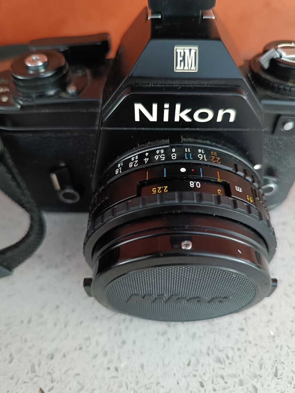 Nikon Fotocamera: Nikon EM – Usato da Arbedo venduto da cuc_8zbh 2