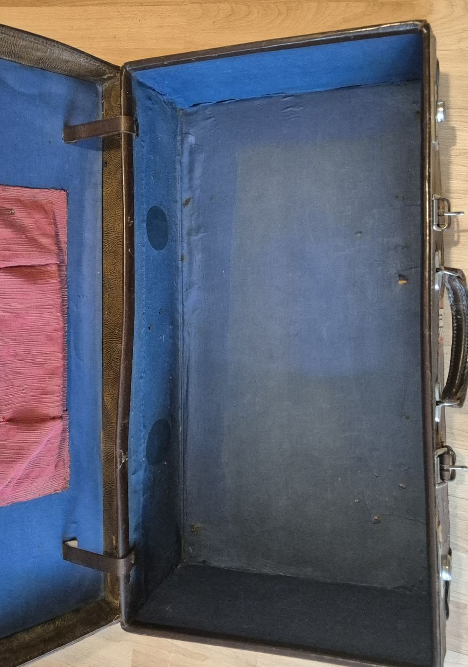 Valigie: Koffer – Usato da Moutier venduto da Maria1704 2
