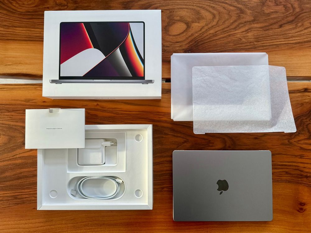 Apple Macbook Pro (M1, 2021), 14", 32 GB, 1 TB | Kaufen auf Ricardo