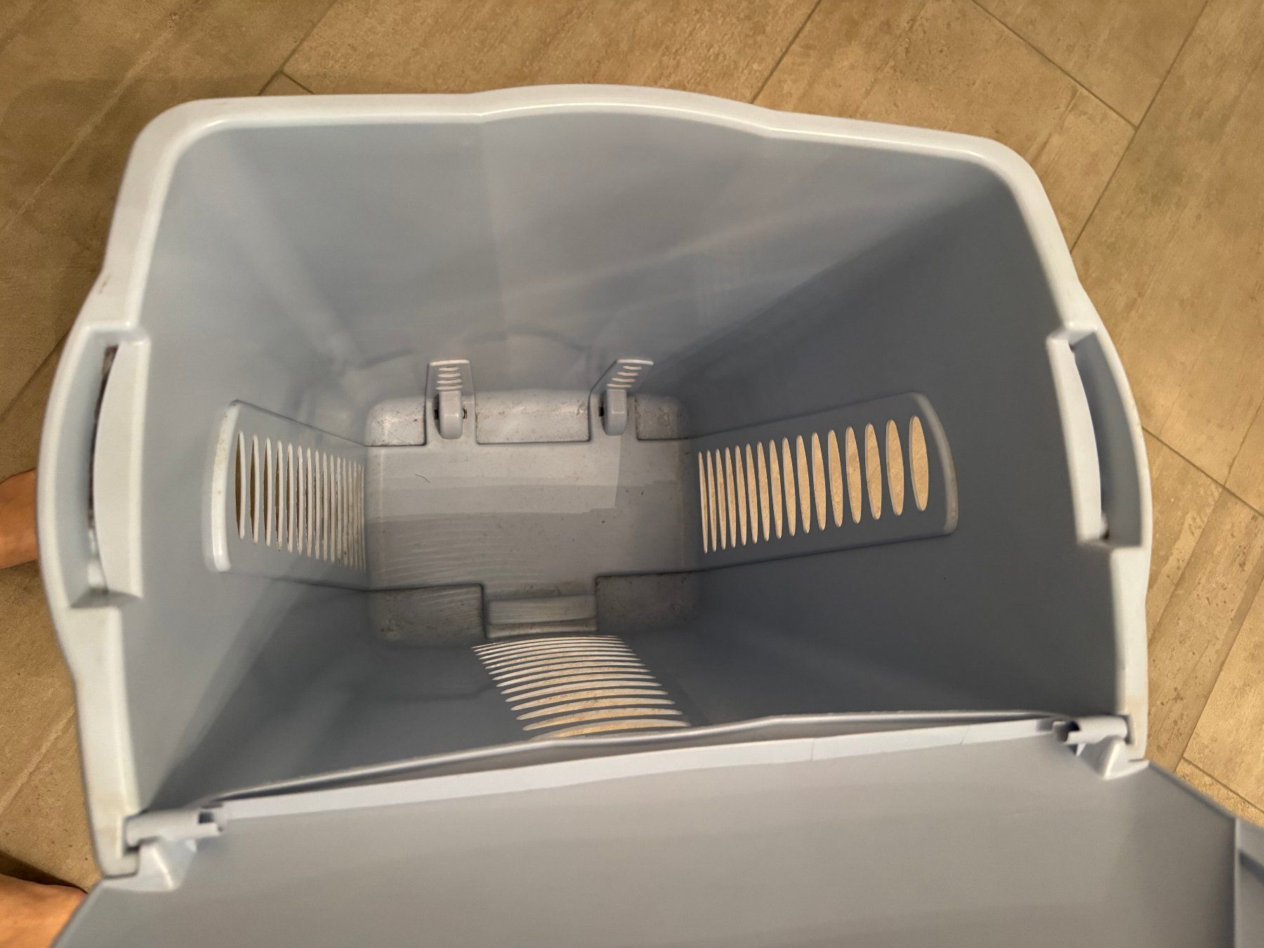 Paniers à linge: Bac à linge – D'occasion à Zürich par odi_ldv8 1