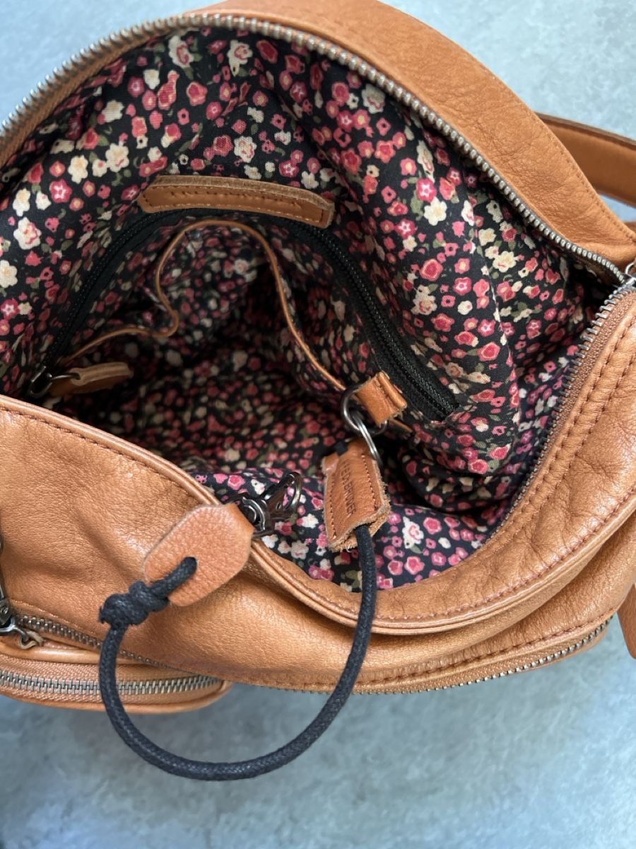 FredsBruder Borse da donna: FREDsBruder Ledertasche gross – Usato da Therwil venduto da blubblubblubb 2