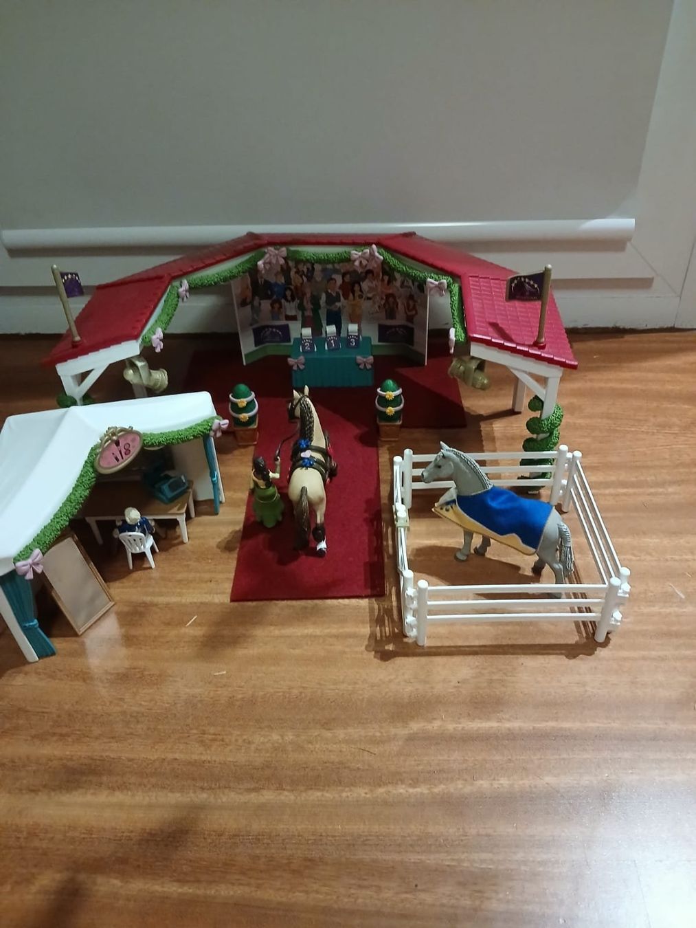 Schleich Jouets: Schleich 42466 Grosse Pferdeshow – D'occasion à Tegerfelden par jea_f5xk 2