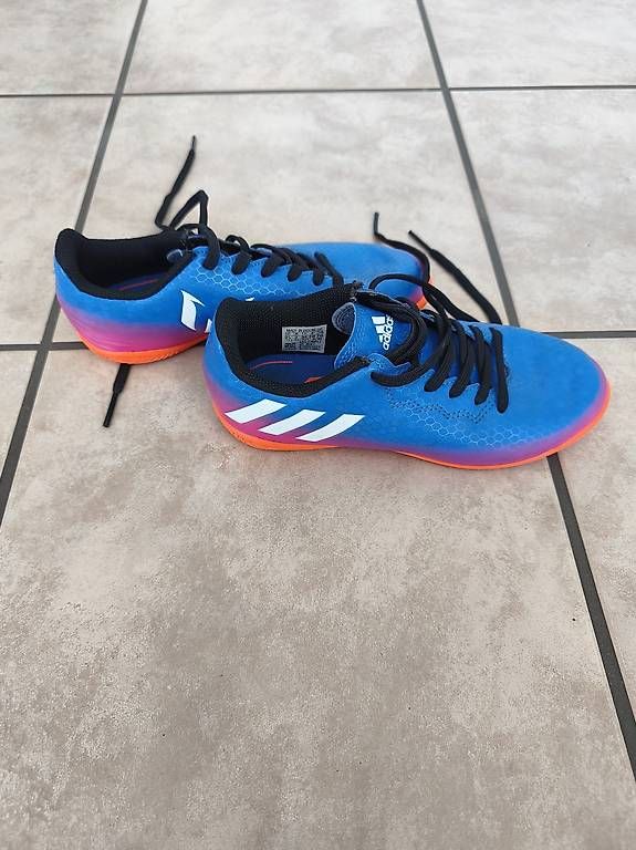 Adidas Scarpe per ragazzi: Turnschuhe Adidas in Grösse 34 – Usato da Eschlikon TG venduto da schwellbi 3