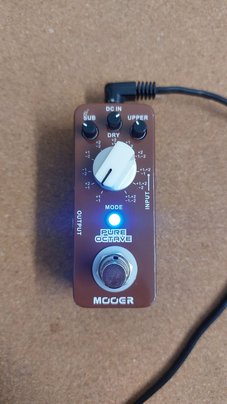 Mooer Strumenti musicali: Mooer Pure Octave Oktaver Effektpedal – Usato da Liestal venduto da WinWin247